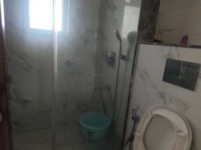 Image of 1200 Sq.ft 3 BHK Apartment / Flat for rent in Raheja Ridgewood, Goregaon East, Mumbai for Rs. 130000
