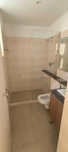 Bathroom Image of 1600 Sq.ft 3 BHK Apartment / Flat for sale in DLF The Primus, Sector 82A Gurgaon for Rs. 28500000