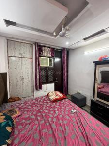 Bedroom Image of 620 Sq.ft 2 BHK Builder Floor for rent in Shiva Builders Floor lll, Dwarka Mor New Delhi for Rs. 17000
