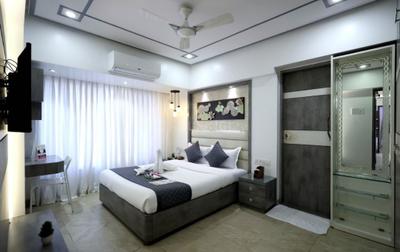 Bedroom Image of 2600 Sq.ft 5 BHK Independent House for rent in Shyam Tulsi Patra, Umraj Bharuch for Rs. 30000