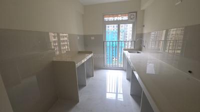 Kitchen Image of 679 Sq.ft 2 BHK Apartment / Flat for rent in Swastik Platinum, Vikhroli East Mumbai for Rs. 56000