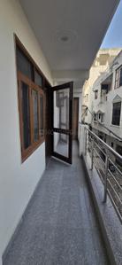 Balcony Image of 150 Sq.ft 3 BHK Independent House for rent in Chhattarpur New Delhi for Rs. 28000
