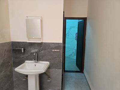 Bathroom Image of 1500 Sq.ft 2 BHK Builder Floor for rent in Line Par Moradabad for Rs. 12000