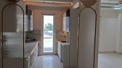 Kitchen Image of 1500 Sq.ft 3 BHK Builder Floor for sale in Sector 43 Gurgaon for Rs. 30000000