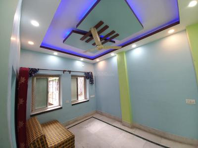 Hall Image of 630 Sq.ft 2 BHK Builder Floor for sale in Paikpara Kolkata for Rs. 3500000