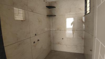 Bathroom Image of 620 Sq.ft 1 BHK Builder Floor for rent in Singasandra Bengaluru for Rs. 25000