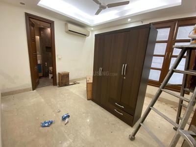 Bedroom Image of 2700 Sq.ft 4 BHK Builder Floor for rent in Gulmohar Park New Delhi for Rs. 200000