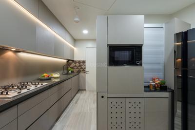 Kitchen Image of 4200 Sq.ft 6 BHK Apartment / Flat for sale in Khar West Mumbai for Rs. 240000000