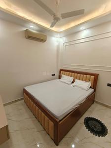 Bedroom Image of 900 Sq.ft 2 BHK Builder Floor for rent in Lajpat Nagar New Delhi for Rs. 75000