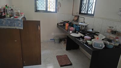 Kitchen Image of 900 Sq.ft 2 BHK Apartment / Flat for rent in Magarpatta Grevillea, Magarpatta City Pune for Rs. 32000