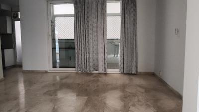Living Room Image of 2500 Sq.ft 3.5 BHK Apartment / Flat for sale in Mahagun Mezzaria, Sector 78 Noida for Rs. 43000000