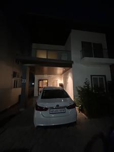 Image of 1503 Sq.ft 3.5 BHK Independent House for rent in Teja Fortune Homes, Syamala Nagar, Guntur for Rs. 37000