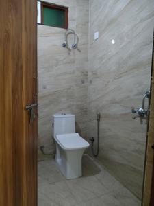 Bedroom One Image of 950 Sq.ft 2 BHK Apartment / Flat for rent in Chhattarpur New Delhi for Rs. 25000