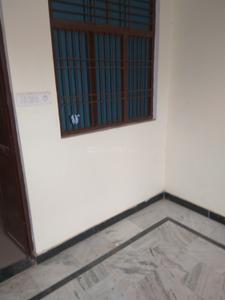 Bedroom Image of 640 Sq.ft 4 BHK Independent House for rent in Jhalwa Allahabad for Rs. 5500