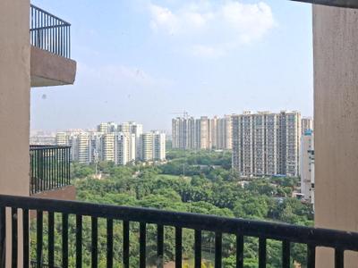 Living Room Image of 1325 Sq.ft 3 BHK Apartment / Flat for sale in Amrapali Platinum by Amrapali Group, Sector 119 Noida for Rs. 12300000