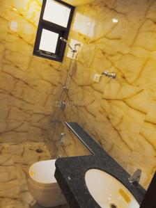 Bathroom Image of 1800 Sq.ft 3 BHK Apartment / Flat for rent in  GRD Taj Royale, Tajganj Agra for Rs. 20000
