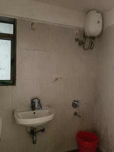 Common Bathroom Image of 909 Sq.ft 2 BHK Apartment / Flat for sale in Lodha Casa Rio, Palava Phase 1 Thane for Rs. 5300000
