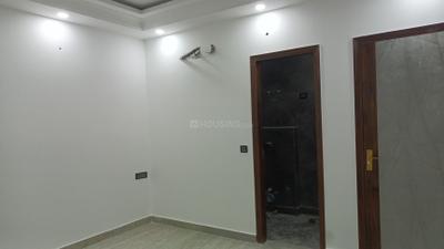 Bedroom Image of 1400 Sq.ft 4 BHK Builder Floor for sale in Pitampura New Delhi for Rs. 15000000