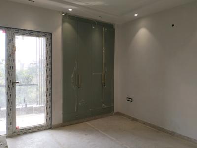 Bedroom Image of 1500 Sq.ft 3 BHK Builder Floor for sale in Mukherjee Nagar New Delhi for Rs. 25000000