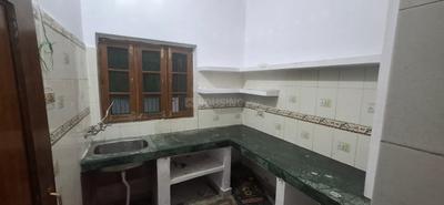 Kitchen Image of 850 Sq.ft 2 BHK Builder Floor for rent in Kamta Lucknow for Rs. 12000