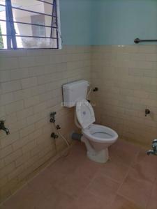Bathroom Image of 1800 Sq.ft 3 BHK Builder Floor for rent in Kakkanad Kochi for Rs. 30000