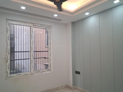 Bedroom Image of 1350 Sq.ft 3 BHK Builder Floor for sale in Paschim Vihar New Delhi for Rs. 26500000