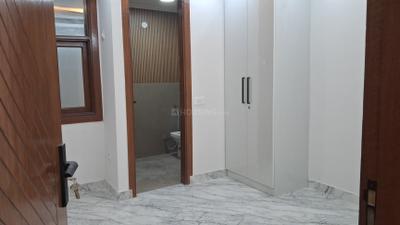 Bedroom Image of 1100 Sq.ft 4 BHK Builder Floor for sale in Malviya Nagar New Delhi for Rs. 11900000