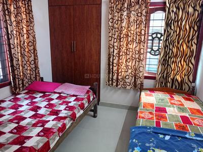 Bedroom Image of 1350 Sq.ft 2 BHK Builder Floor for rent in Maradu Kochi for Rs. 25000