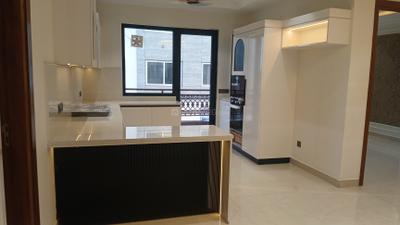 Kitchen Image of 2450 Sq.ft 4 BHK Builder Floor for sale in Ansal Esencia Sector 67, Sector 67 Gurgaon for Rs. 25000000