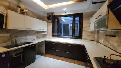 Kitchen Image of 5500 Sq.ft 6 BHK Duplex for sale in Punjabi Bagh New Delhi for Rs. 98000000