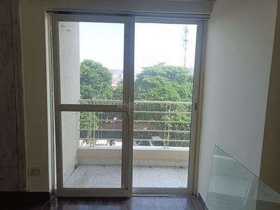 Balcony Image of 1500 Sq.ft 3 BHK Apartment / Flat for sale in Paras Tierea, Sector 137 Noida for Rs. 15500000