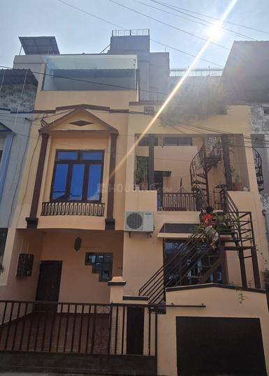 Kolar Road Main Image 1