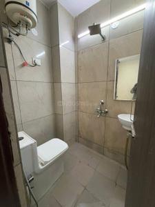 Bathroom Image of 720 Sq.ft 2 BHK Builder Floor for rent in Sultanpur New Delhi for Rs. 17000