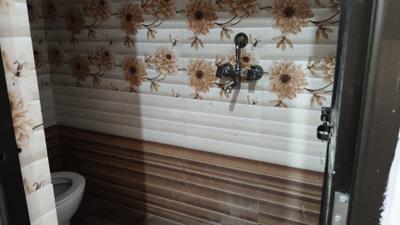 Bathroom Image of 160 Sq.ft 1 RK Independent House for rent in Asapur Varanasi for Rs. 3500