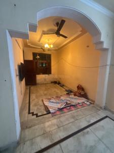 Bedroom Image of 900 Sq.ft 3 BHK Builder Floor for rent in RWA Indra Vikas Colony, Mukherjee Nagar New Delhi for Rs. 25000