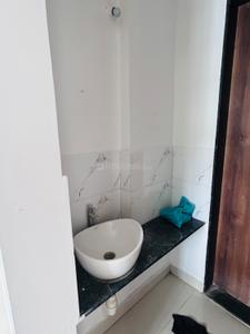 Bathroom Image of 700 Sq.ft 1 BHK Apartment / Flat for rent in Garve Golden Treasures, Punawale Pune for Rs. 19000