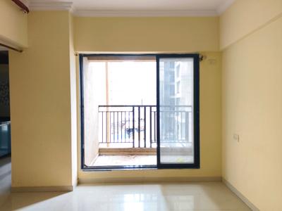 Living Room Image of 950 Sq.ft 2 BHK Apartment / Flat for rent in Raunak City 2, Kalyan West Kalyan for Rs. 23000