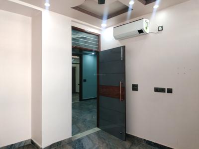 Bedroom Image of 1350 Sq.ft 3 BHK Builder Floor for sale in BPTP District, Sector 81 Faridabad for Rs. 15000000