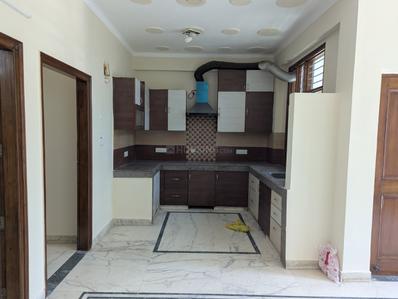 Kitchen Image of 1680 Sq.ft 3 BHK Builder Floor for rent in Big Block Builder Floor, Sector 46 Gurgaon for Rs. 42000