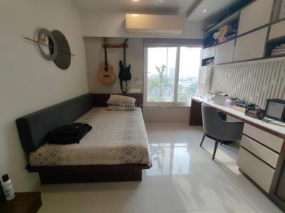 Bedroom Image of 2636 Sq.ft 4 BHK Apartment / Flat for sale in Shaligram Plush, Thaltej Ahmedabad for Rs. 35000000
