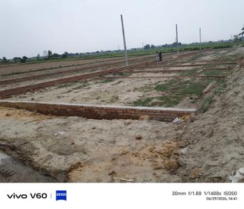 Image of 360 Sq.ft Residential Plot / Land for sale in Girdharpur, Greater Noida for Rs. 800000