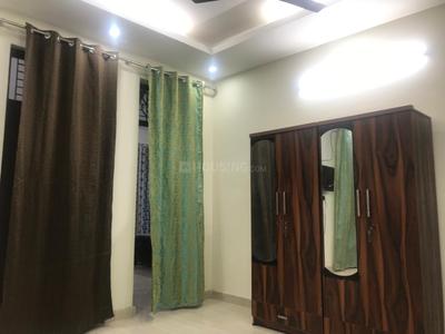 Bedroom Image of 2500 Sq.ft 3 BHK Independent House for rent in Sector 40 Noida for Rs. 45000