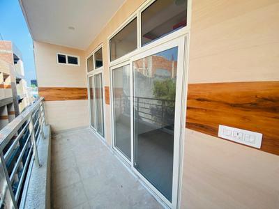 Balcony Image of 1450 Sq.ft 3 BHK Apartment / Flat for sale in Capital Metro Height, Sector 72 Noida for Rs. 5850000