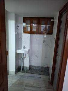 Bathroom Image of 590 Sq.ft 1 BHK Independent House for rent in Rukanpura Patna for Rs. 8500