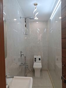 Common Bathroom Image of 810 Sq.ft 3 BHK Builder Floor for sale in Dwarka Mor New Delhi for Rs. 5700000