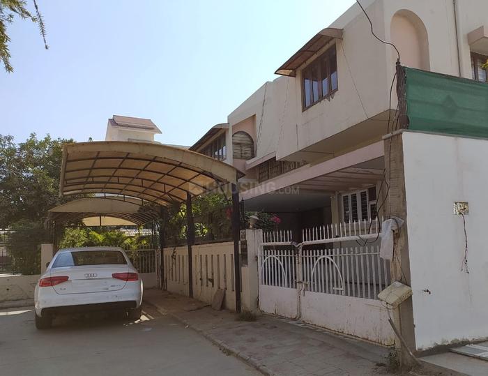 4 BHK 3600 Sqft Independent House for sale at Ambawadi, Ahmedabad