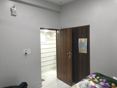 Bedroom Image of 1200 Sq.ft 3 BHK Apartment / Flat for sale in Arunodaya apartment, Vikaspuri New Delhi for Rs. 16500000