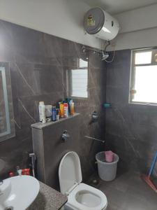 Bathroom Image of 660 Sq.ft 2 BHK Apartment / Flat for sale in Rachana Eternia, Baner Pune for Rs. 8900000