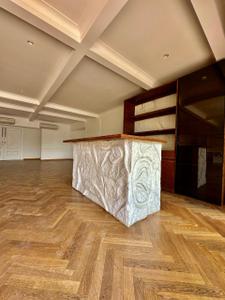 Bedroom Image of 6000 Sq.ft 4 BHK Duplex for sale in Juhu Mumbai for Rs. 420000000
