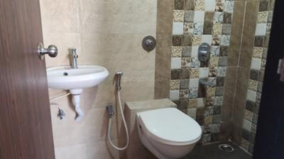 Bathroom Image of 735 Sq.ft 1 BHK Apartment / Flat for rent in Sai Proviso Icon, Kalamboli Navi Mumbai for Rs. 25000